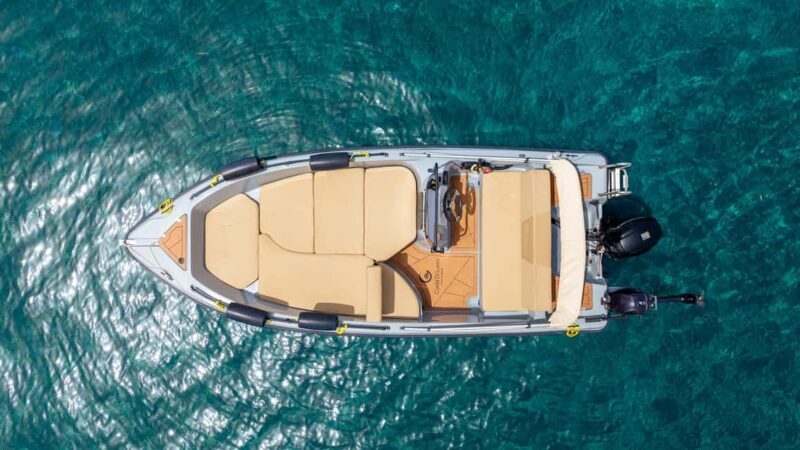 Santorini: License-Free Motor Boat Rental -Full or Half Day - The Value of a Private, Customizable Tour