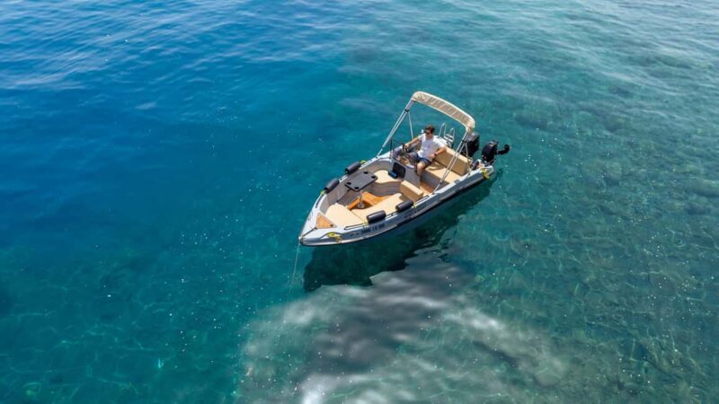 Santorini: License-Free Motor Boat Rental -Full or Half Day - Additional Features