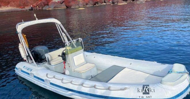 Santorini: License Required - With Skipper - Description of Santorini