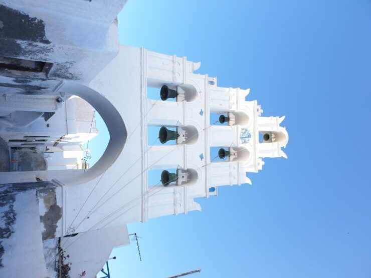 Santorini: Megalochori and Oia Guided Tour With Wine Tasting - Experience Highlights
