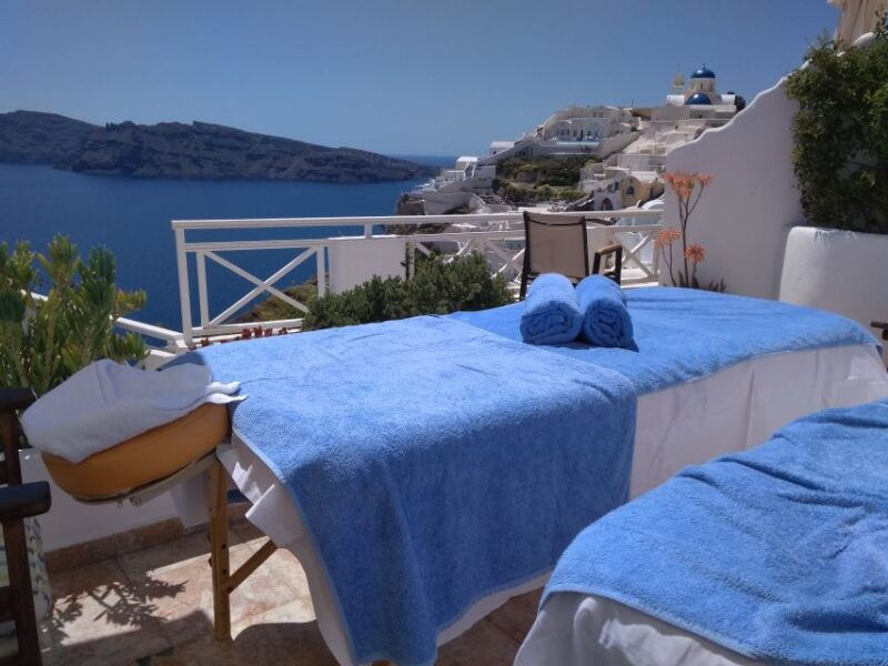 Santorini: Mobile Couples Massage at Your Private Villa - Who Should Consider This Experience