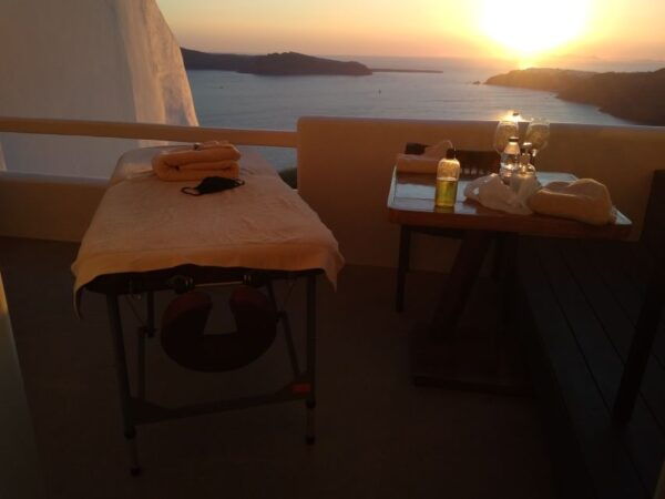 Santorini: Mobile Massage at Your Hotel Suite or Villa - Languages and Cancellation