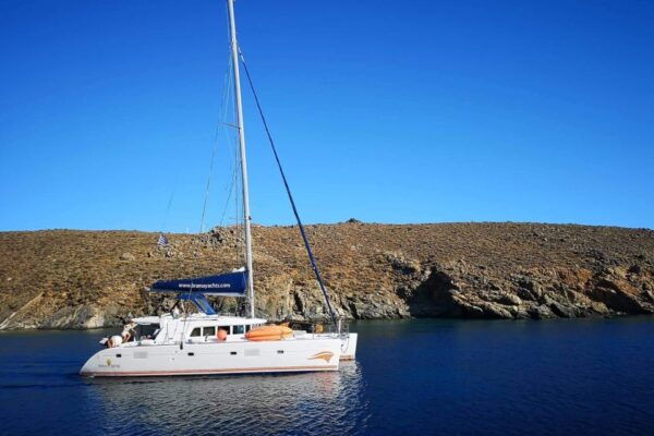 Santorini: Morning or Sunset Cruise With Gourmet Meal - Gourmet Greek Meal Included