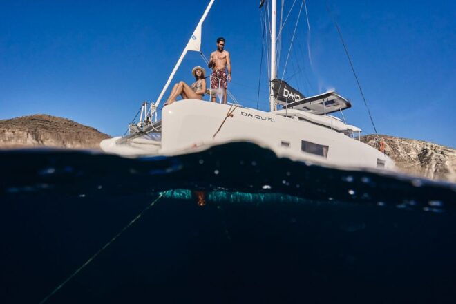 Santorini Oia: Caldera Catamaran Cruise With Meal & Drinks - Main Sites and Scenic Views