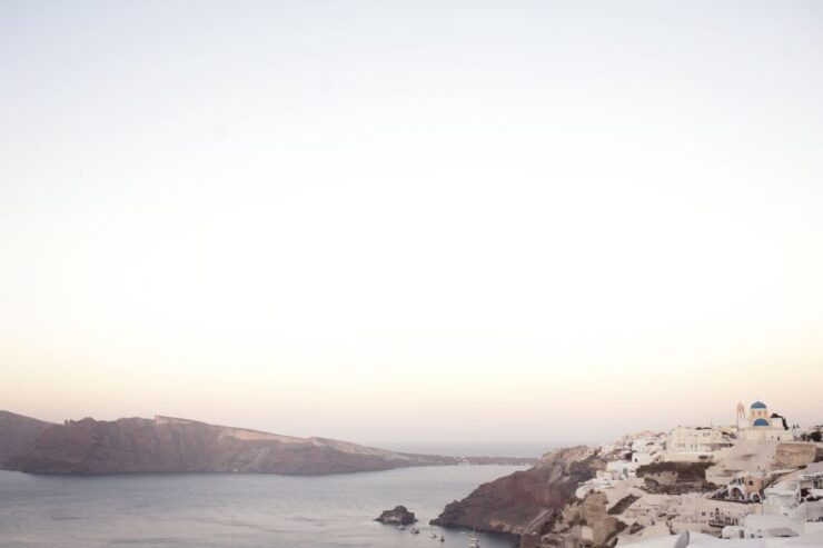 Santorini: Oia, Megalochori, and Akrotiri Excavations Tour - Activity Details