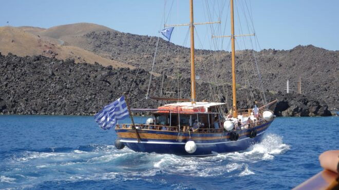Santorini Old Port: 3 Hour Cruise to Volcano and Hot Springs - What to Bring
