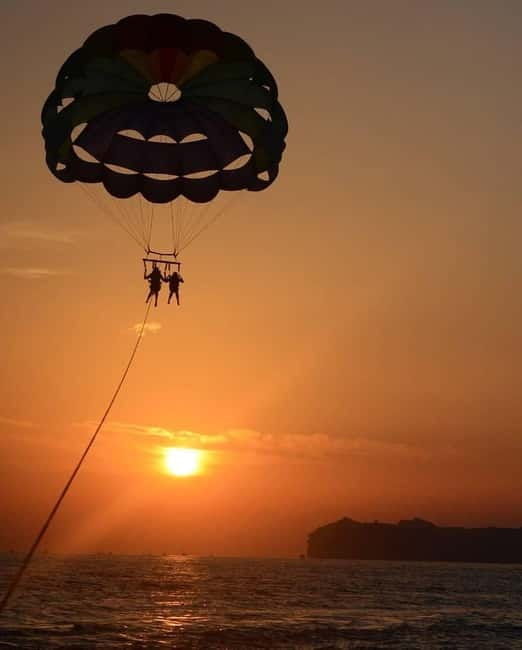 Santorini: Parasailing ExperiencePerissa,Perivolos,St.George - Practical Tips for Booking and Enjoying
