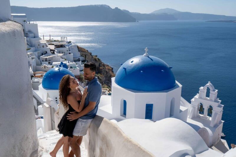 Santorini: Photo Session with a Professional Photographer - Who Should Consider This Experience?  