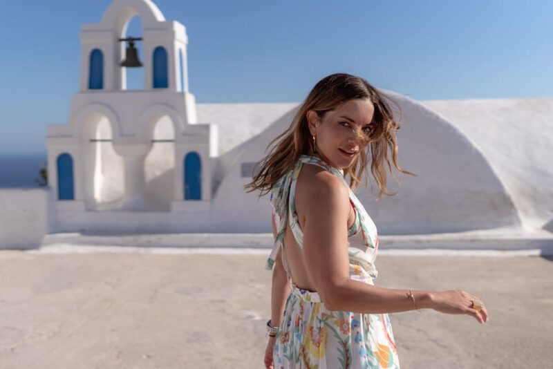 Santorini: Photo Session with a Professional Photographer - FAQ  