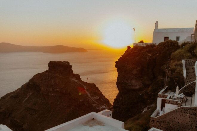 Santorini Photo Shoot and Tour at Unique Spots With a Local - Itinerary Details
