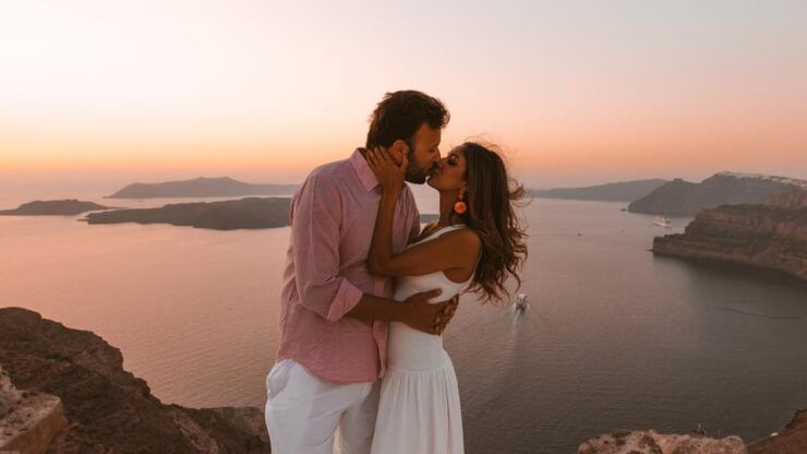 Santorini Photoshoot With Blue Domes & Caldera View - Pricing and Booking Options