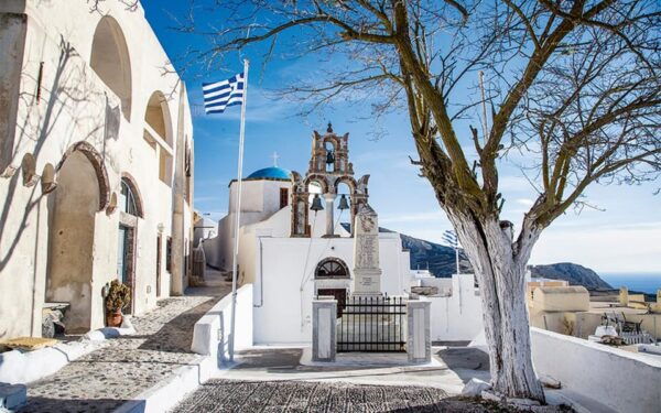 Santorini: Picturesque Places, Tradition and Culture - Tips for Visitors