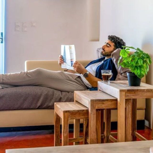 Santorini: Port VIP Lounge with Coffee & Luggage Assistance - The Itinerary in Detail