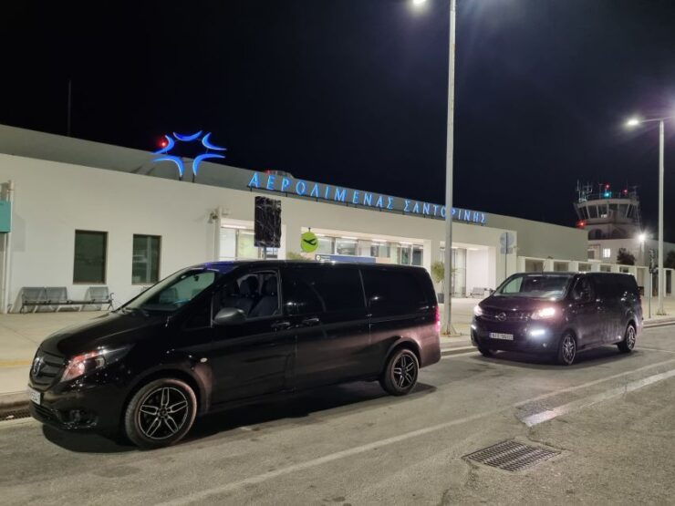 Santorini: Private Airport and Port Transfer Service - Experience