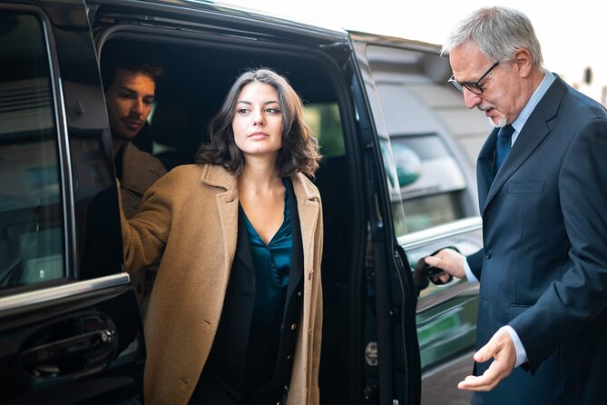 Santorini: Private Airport Pick-up to Hotels and Port - Additional Information and Assistance