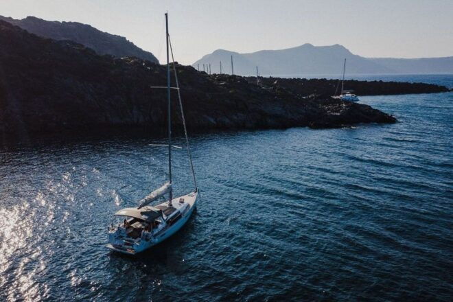Santorini: Private Caldera Sailing Trip With Open Bar & Meal - Customer Reviews