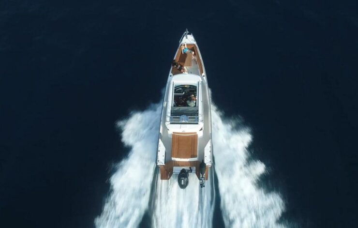 Santorini: Private Customizable Cruise With Meal & Drinks - Spectacular Caldera Sights