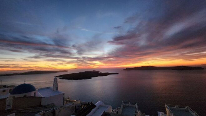 Santorini: Private Day or Sunset Tour by Luigi's - Customized Itinerary Based on Your Preferences