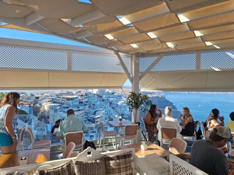 Santorini: Private Family Tour with Bilingual/Spanish Guide - Discover Santorini with a Private Family Tour and Bilingual Guide