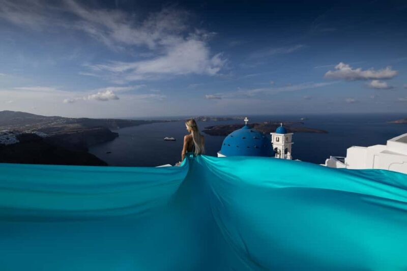 Santorini: Private Flying Dress Photoshoot Iconic Locations - Exploring the Santorini Private Flying Dress Photoshoot