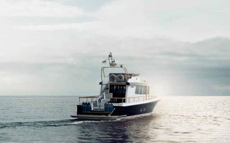 Santorini: Private Motor Yacht Cruise and Lunch in Thirassia - Experience Highlights