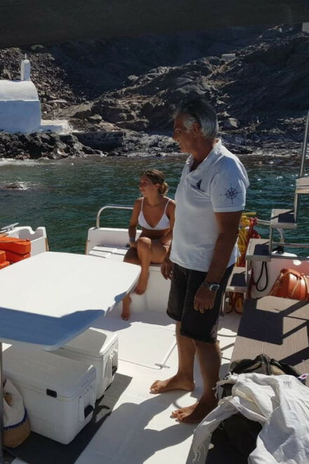 Santorini: Private Motorboat Cruise and Volcano Hike - Customer Feedback