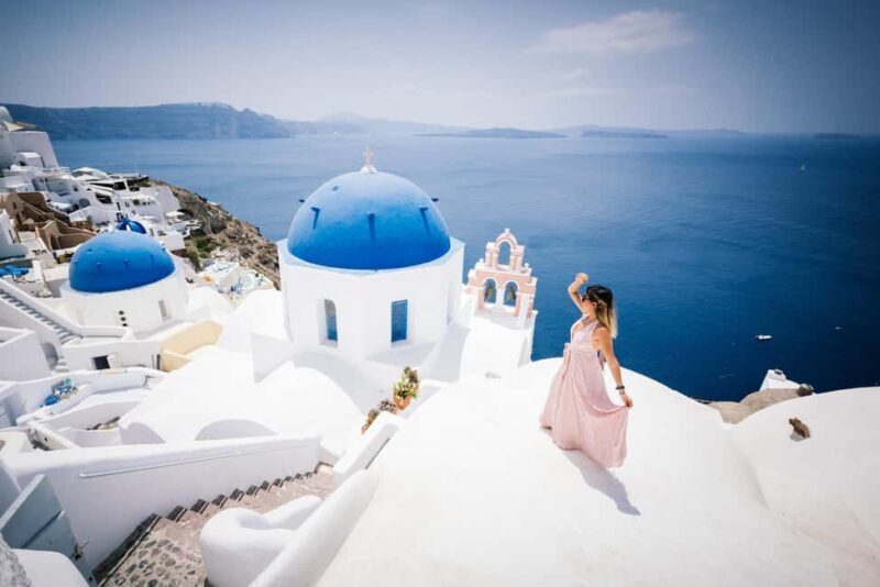 Santorini: Private Photoshoot with Professional Photographer - An Authentic Way to Capture Santorini