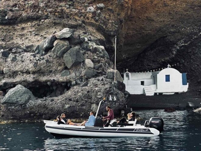 Santorini: Private RIB Cruise With Volcano & Thirassia Visit - Live Tour Guide