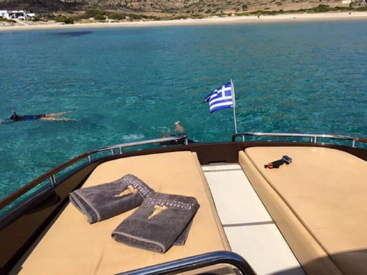 Santorini: Private Riva Yacht Cruise With Meal & Open Bar - Activity Details and Booking Information