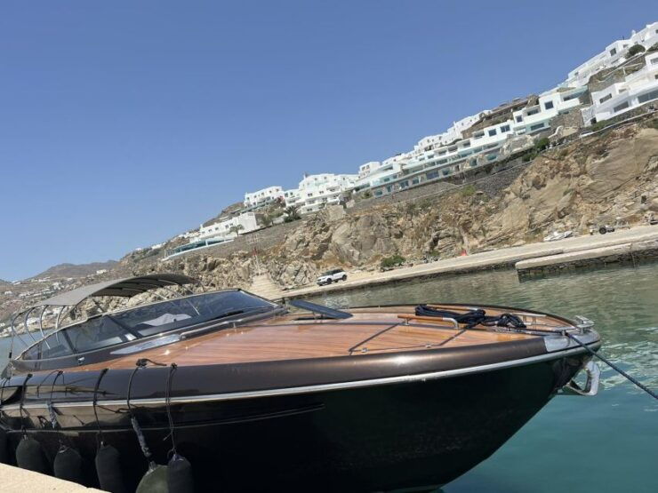 Santorini: Private Riva Yacht Cruise With Meal & Open Bar - Experience Highlights