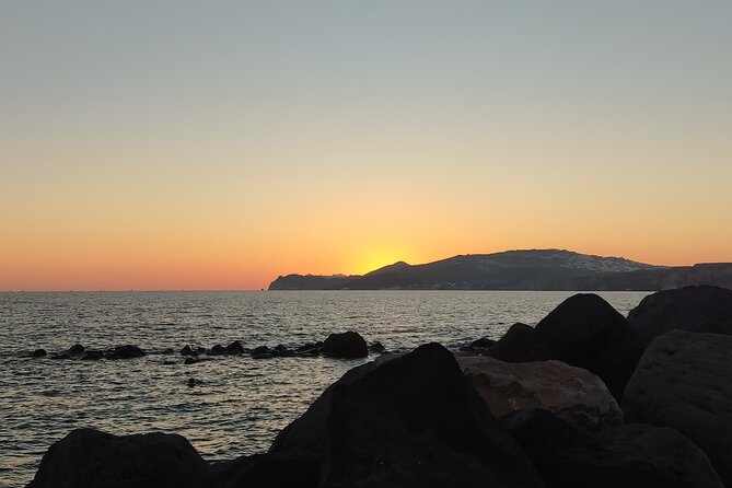 Santorini Private Roundtrip Transfer From/To Airport,Port & Hotel - Pricing and Group Size Options