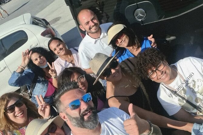 Santorini Private Roundtrip Transfer From/To Airport,Port & Hotel - Accessibility Information and Considerations