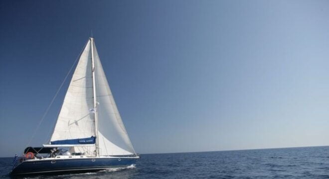 Santorini: Private Sailing Yacht Cruise With Meal & Drinks - Highlights