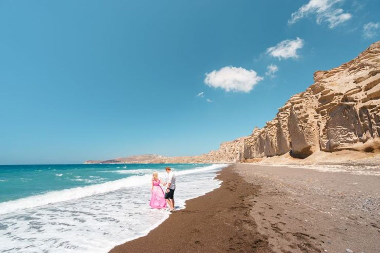 Santorini: Private Shore Excursion to Oia & Black Beach - Experience