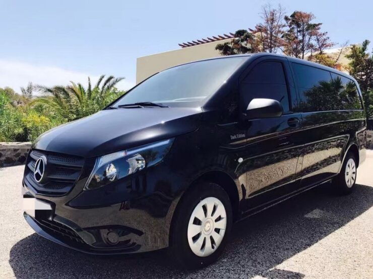 Santorini Private Sightseeing Tour - Sightseeing Experience