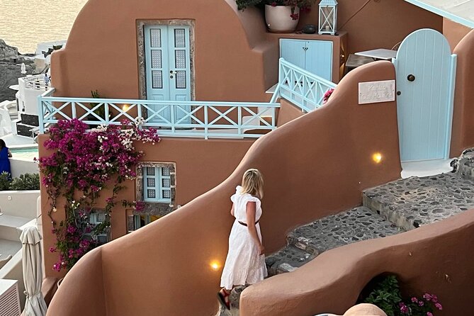 Santorini Private Tour in English - The Sum Up