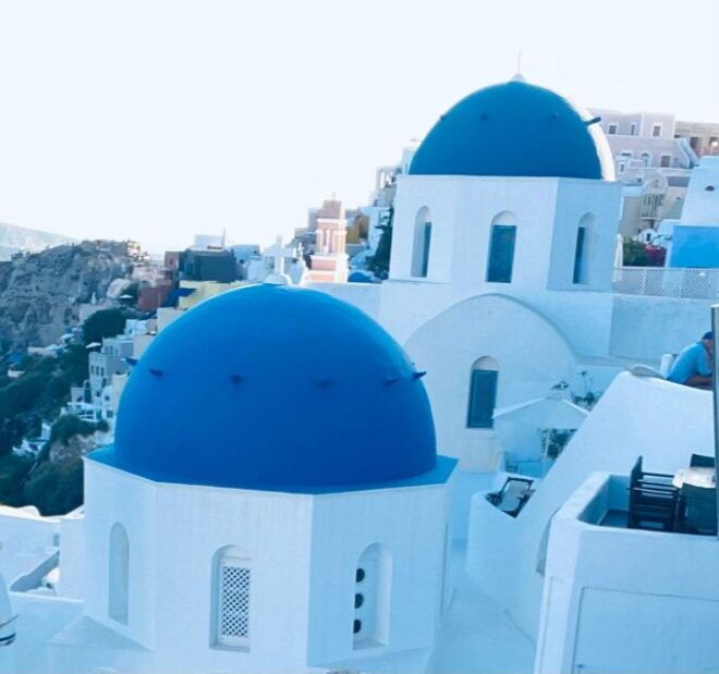 Santorini: Private Tour in the Picturesque Village of Oia - Greek Hospitality