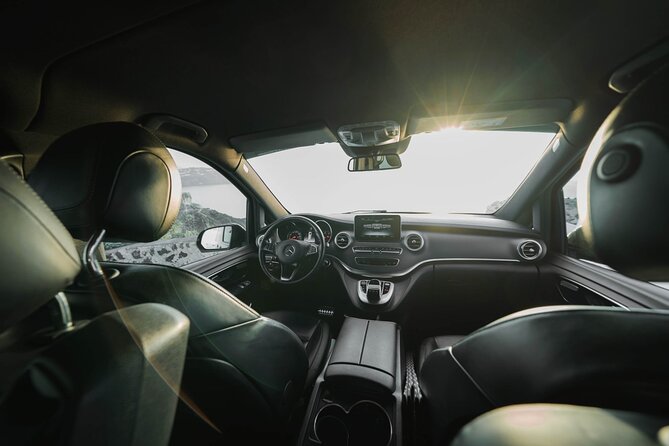 Santorini Private Transfer From and To Port - Pickup Information