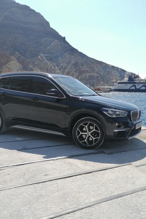 Santorini: Private Transfer From the Airport - Good To Know