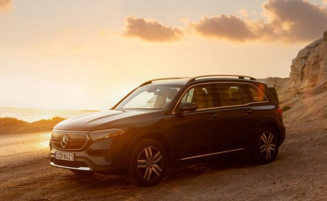 Santorini: Private Transfer Service - Service Highlights