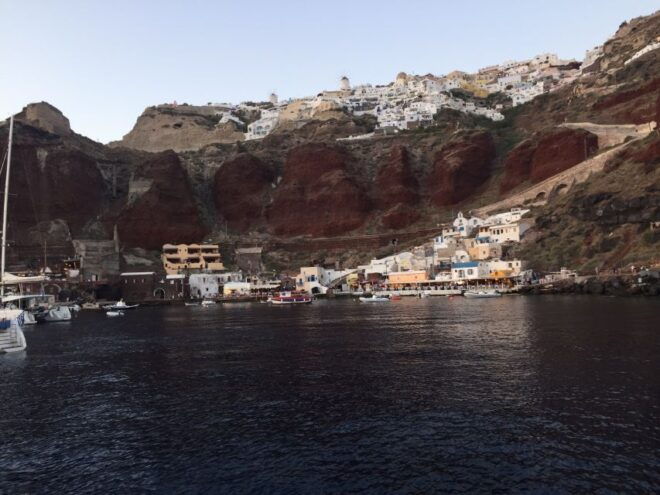 Santorini: Private Yacht Cruise With Open Bar and Meal - Inclusions and Amenities