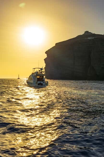 Santorini: Private Yacht Experience of Timeless Elegance - Good To Know
