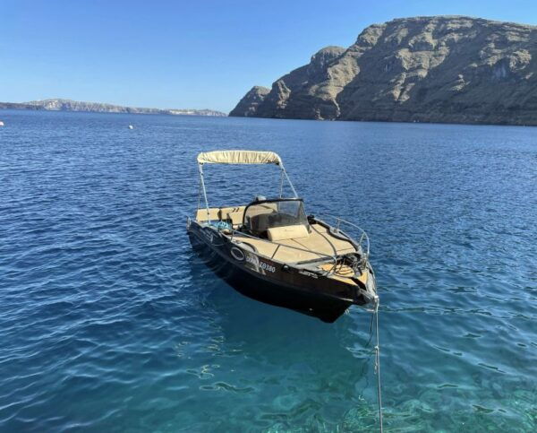 Santorini Rent a Boat License Free - Directions and Recommendations