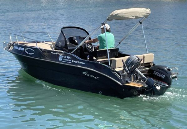 Santorini Rent a Boat License Free - The Sum Up