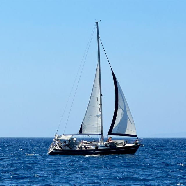 Santorini: Sailing Yacht cruise with full meal and drinks - Good To Know