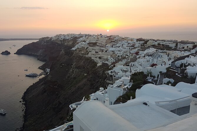 Santorini Shore Excursion: Oia Blue Domes and Firostefani - Driver Collection and Transportation