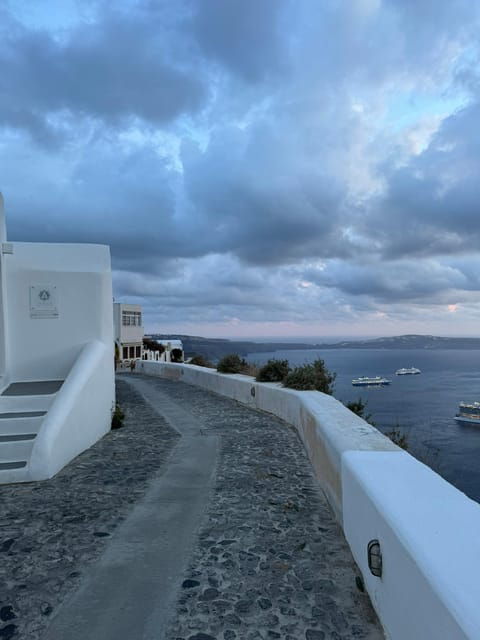 Santorini: Sightseeing Walk Fira to Imerovigli With Sunset - Customer Reviews
