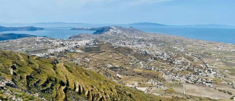 Santorini: Small Group Sightseeing Tour with a Local Guide - What to Bring and Considerations