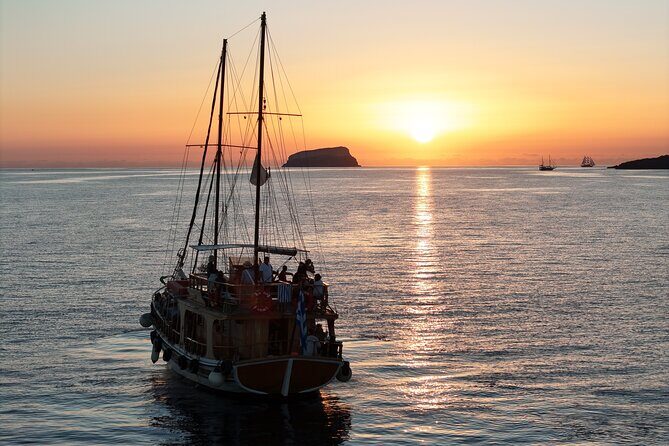 Santorini Sunset cruise - Good To Know
