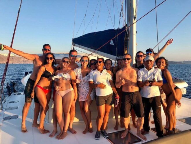 Santorini: Sunset Cruise With Greek Dinner and Transfer - Customer Reviews